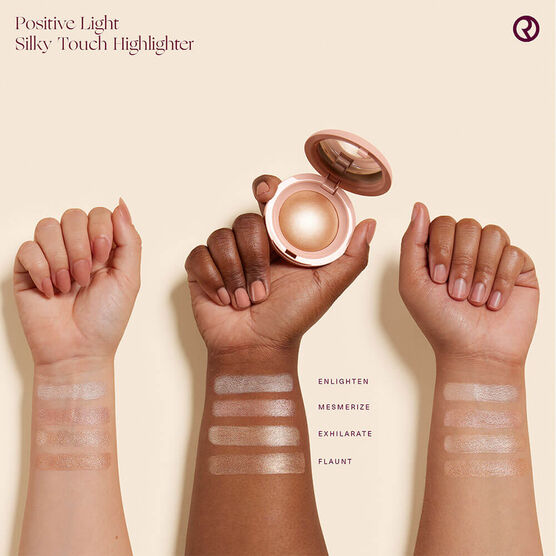 POSITIVE LIGH SILKY TOUCH HIGHLIGHTER